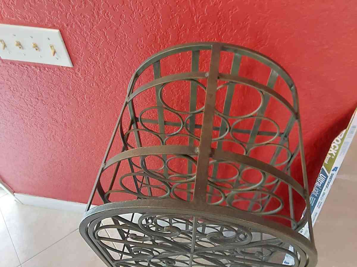 Free standing wine rack 45 bottles Holder Metal vintage