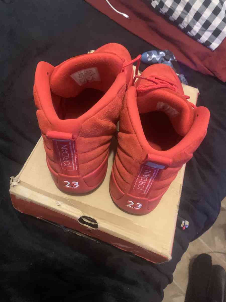 Jordan 12s