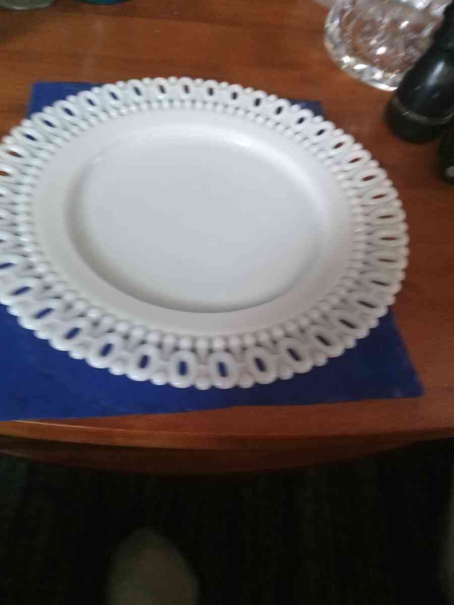 EAPG 8 inch 101 Border Milk glass plate