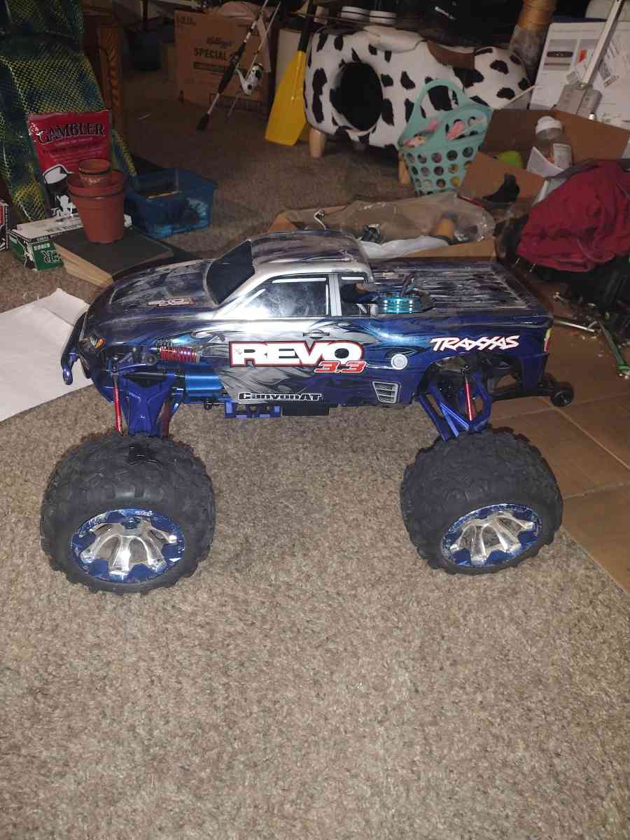 gas powered RC car
