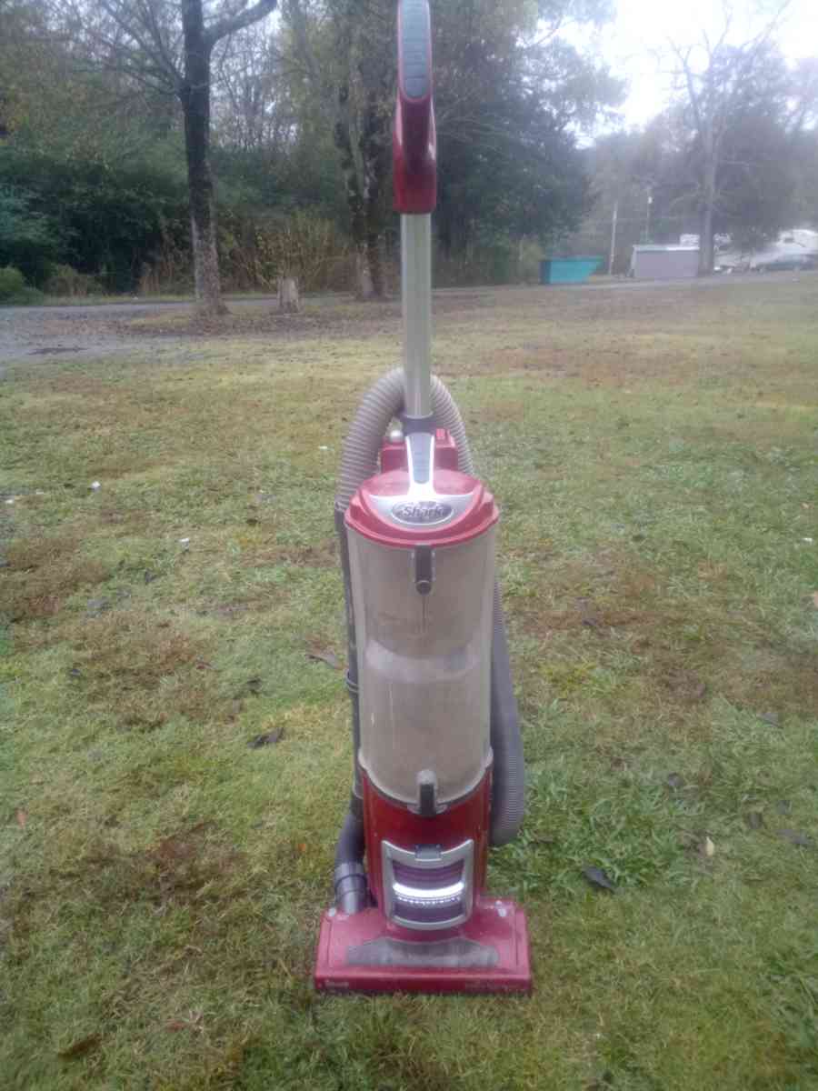 shark vacuum cleaner