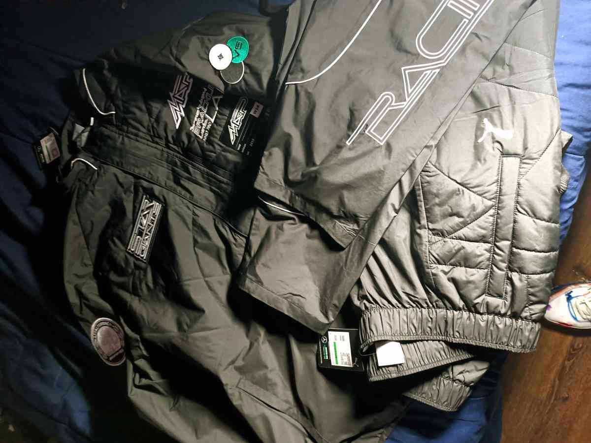 OFFICIAL FORMULA 1 GEAR