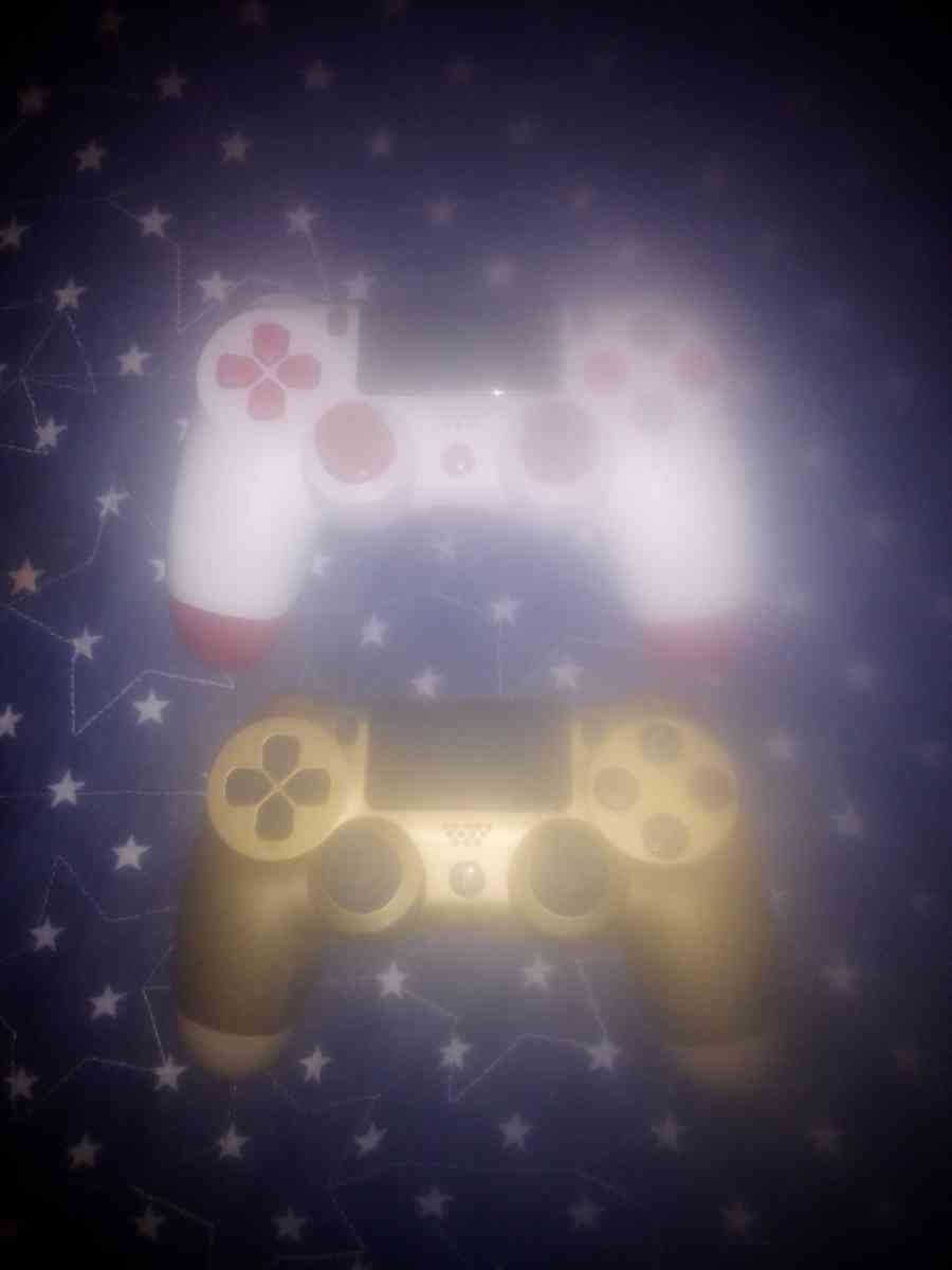 PS4 Controllers