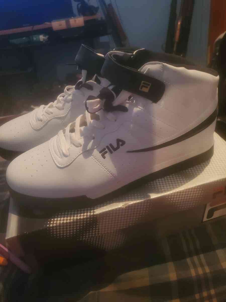 Mens White Fila Shoes