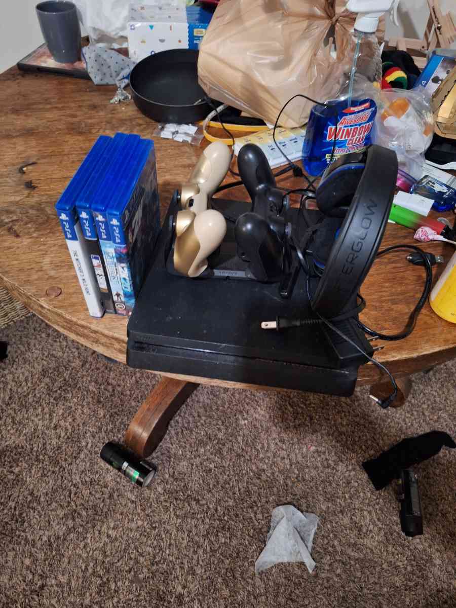 ps4 and accessories