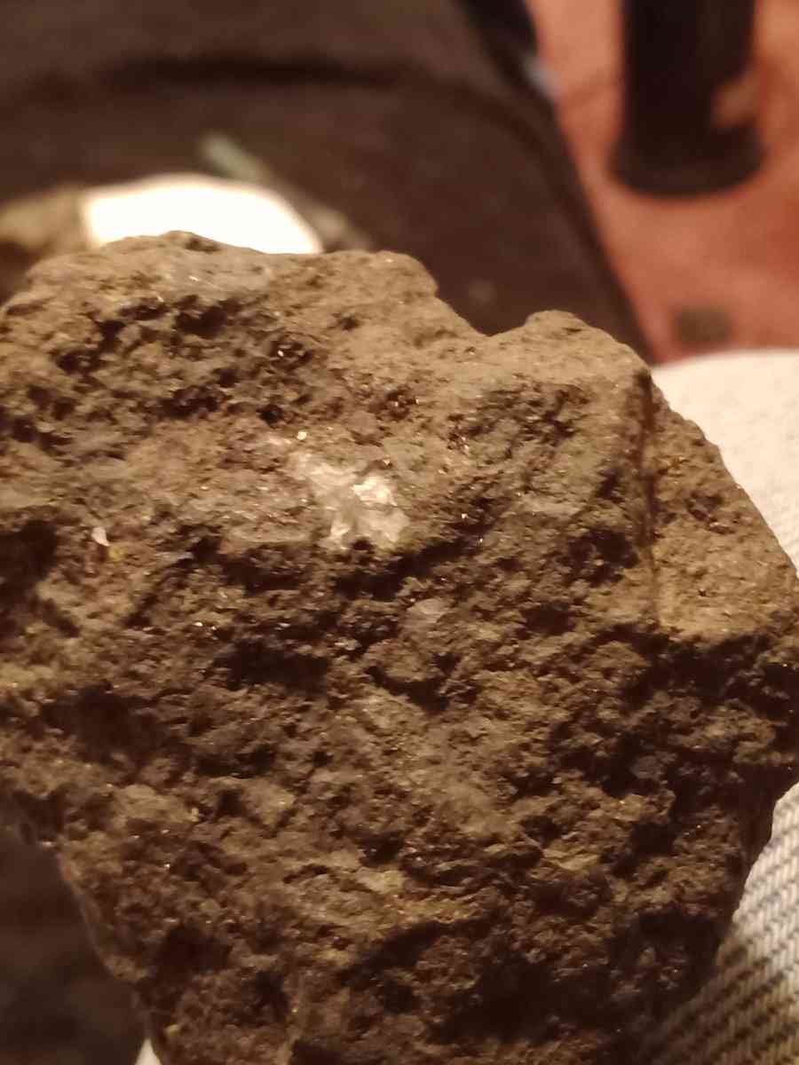 Gold and platinum artifact