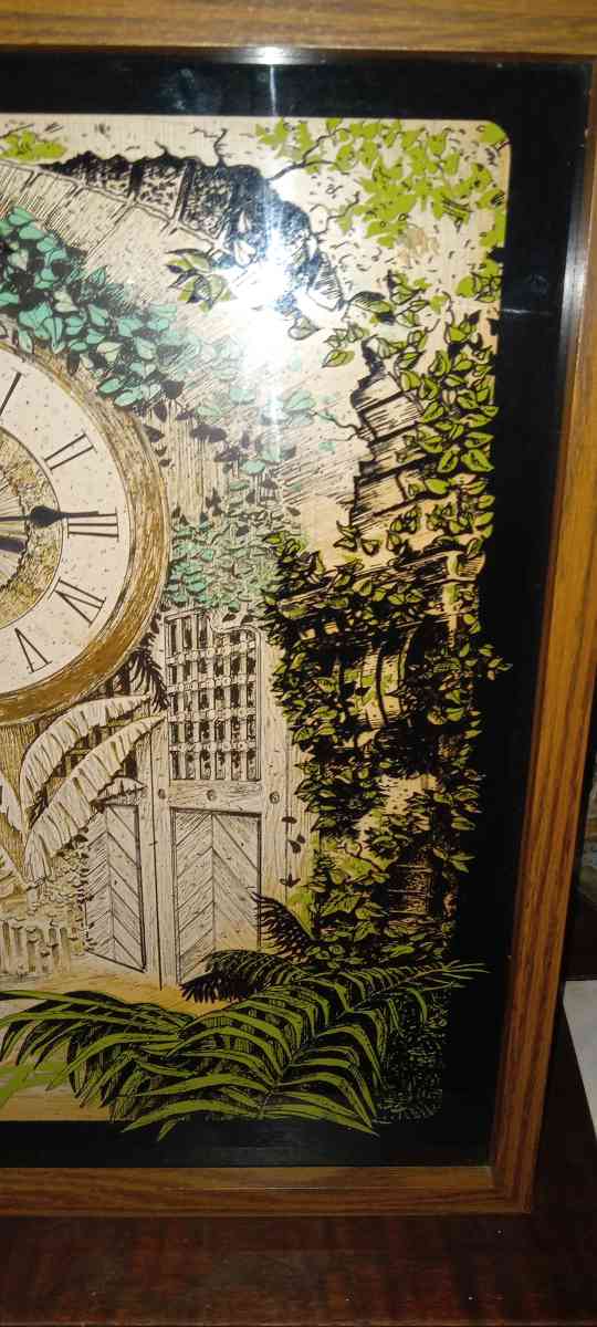 Elgin battery operated clock vintage