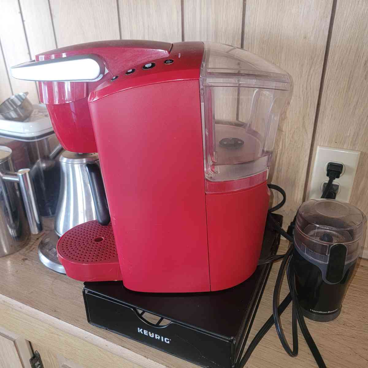 Keurig Single serve coffee maker red