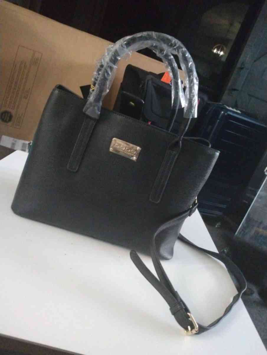 Bebe purse