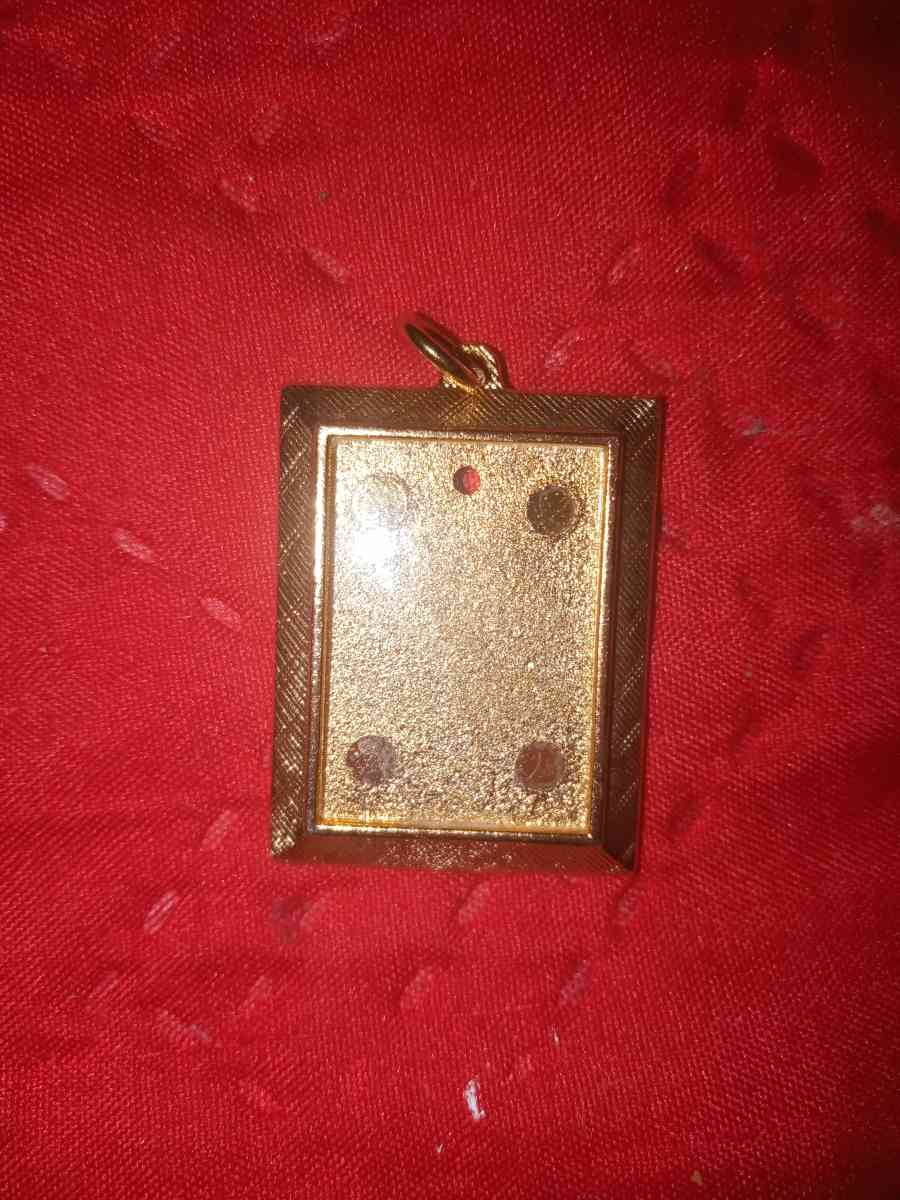 vintage 1970s portrait charm