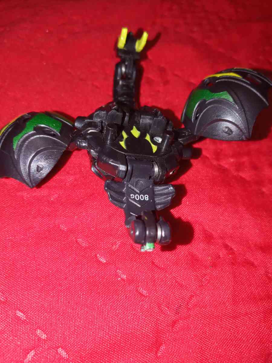 Bakugan Phantom Dharak darkus