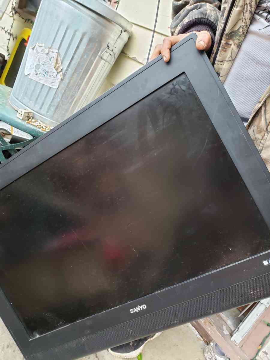 SANYO LCD42CA9S VIZON MULTISYSTEM 42 LCD TV 110220 VOLTS