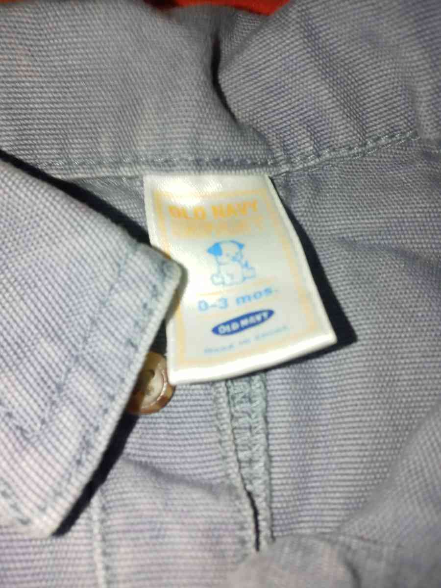 Old Navy baby infant 0 to 3 mo old unisex