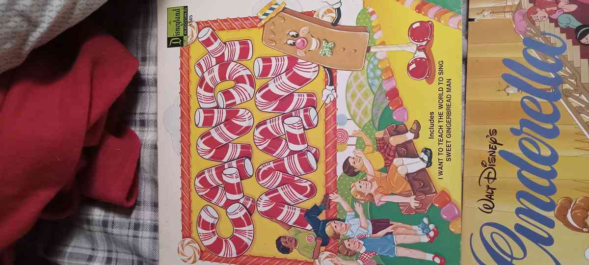 7 old Disney records