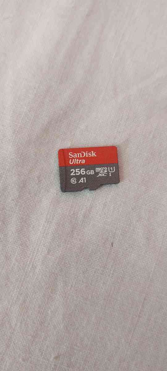 vendo consola odin pro de 256 GB  y 256 GB