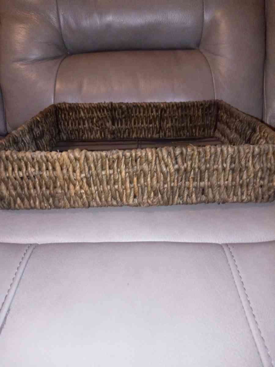 wicker baskets two kinds