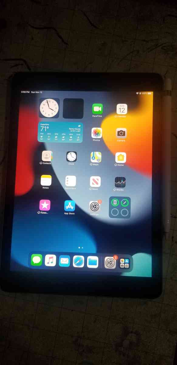 ipad 6th Gen W Apple Pen