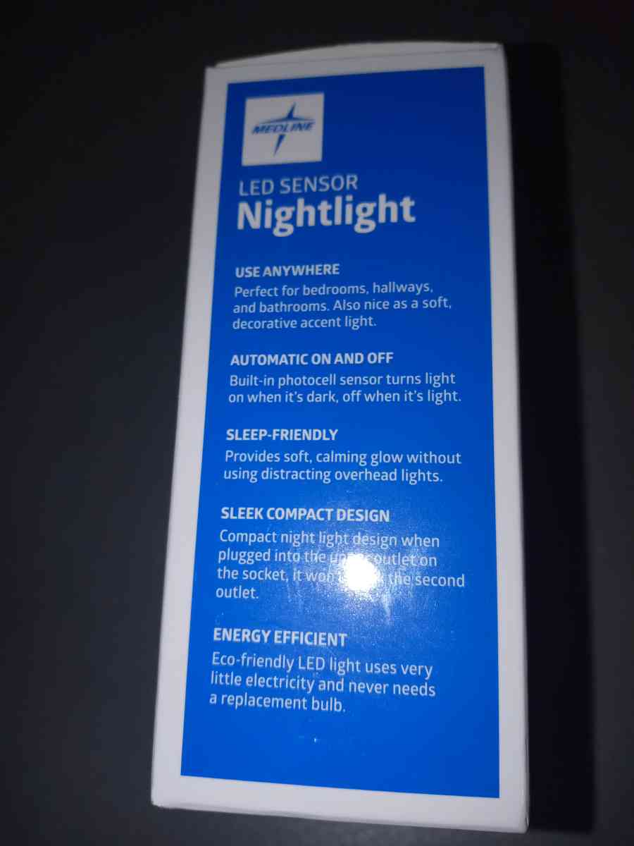 Medline LED sensor nightlight two lights in one box