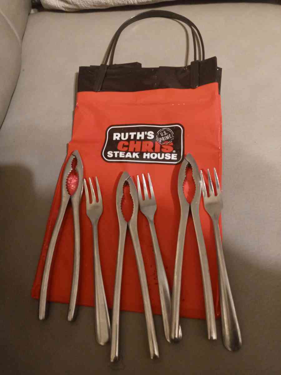 Seafood nut crackers