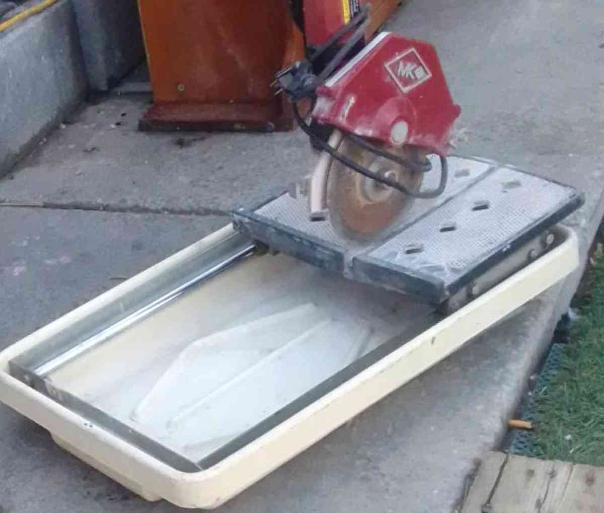 MK tile saw