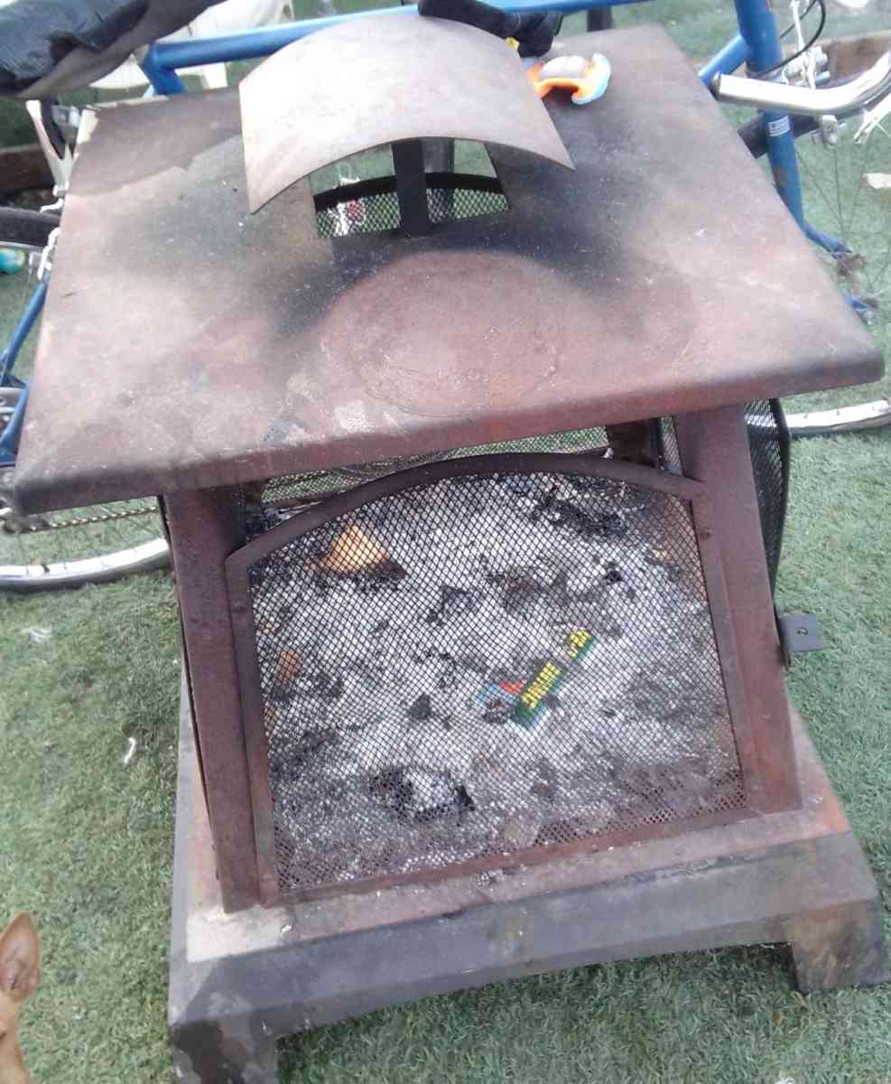 New Brand field wood burning fire pit