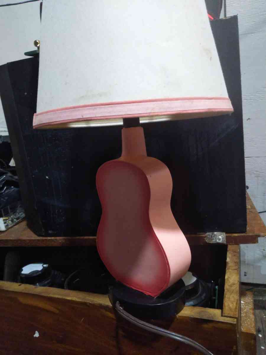 guitar lamp