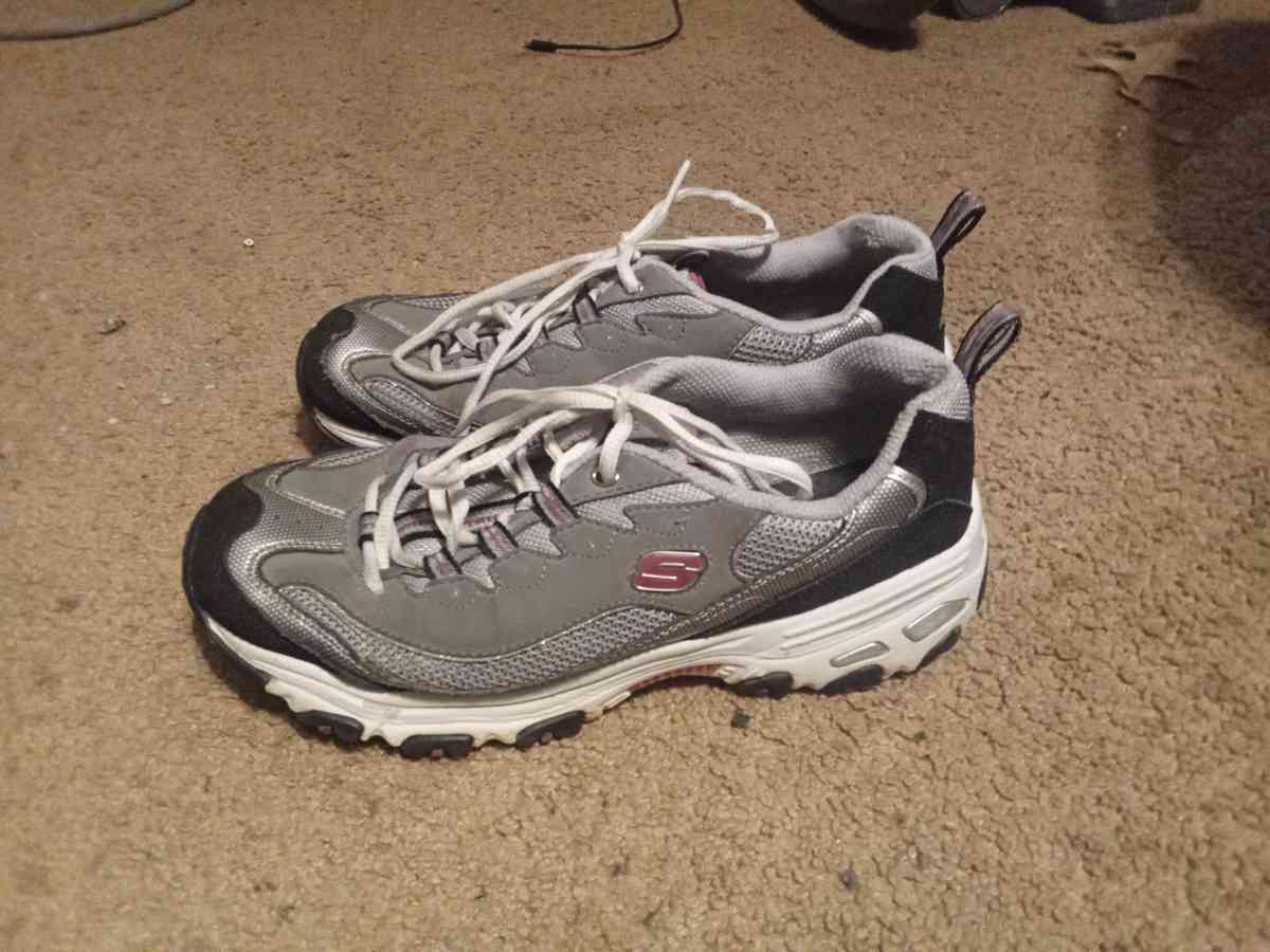 Skechers shoes