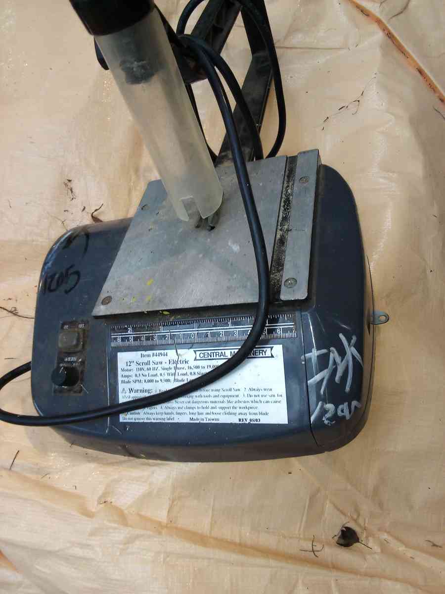 Central Machinery 12 inch scroll saw