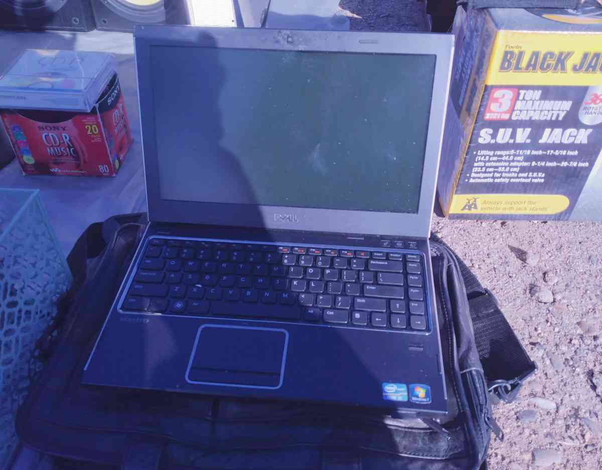 yard sale Staples parking lot on 43rd avenue and Camelback