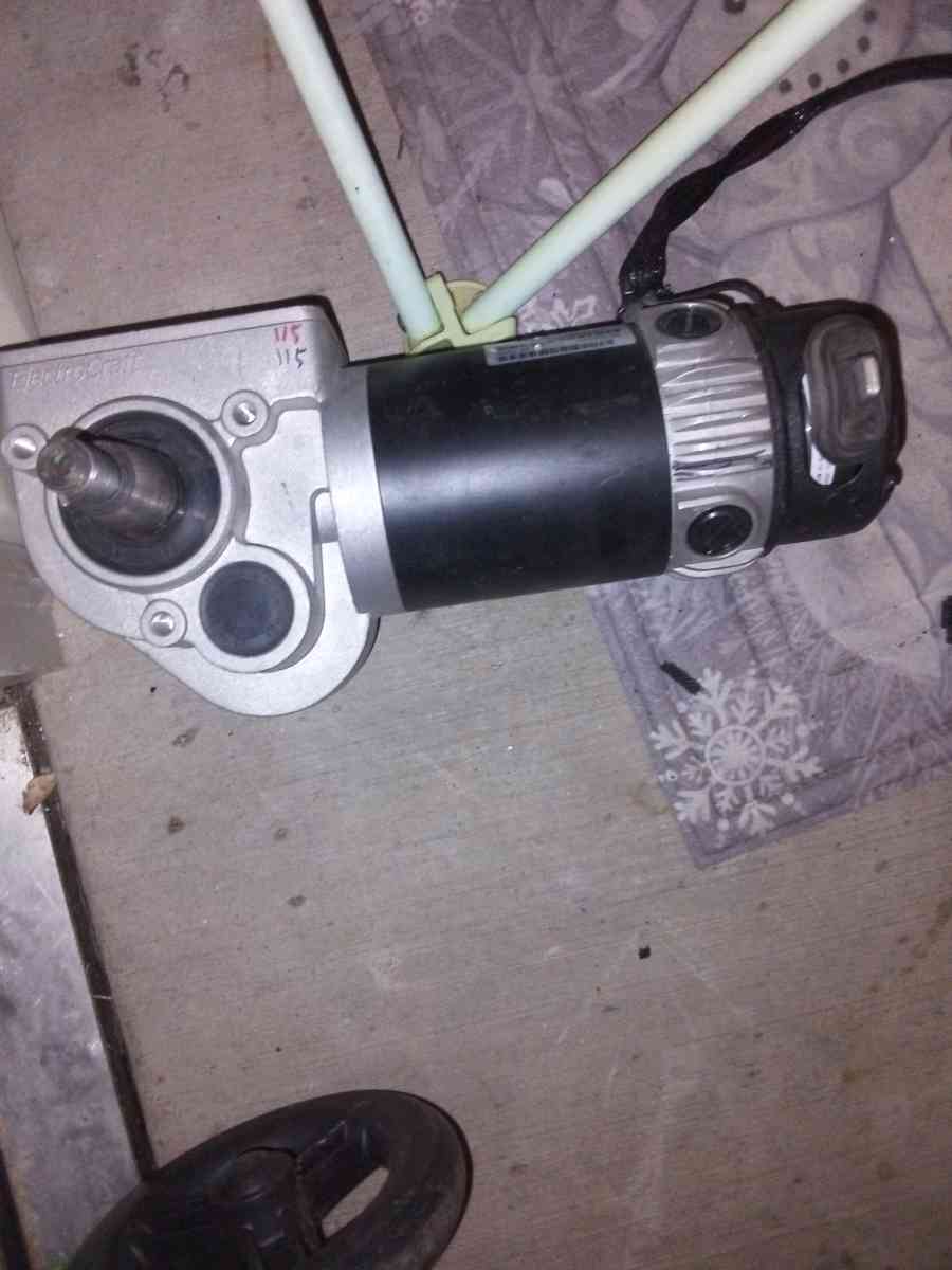 DRVASMB71200356 I have three parts 700 each if buy all 1500