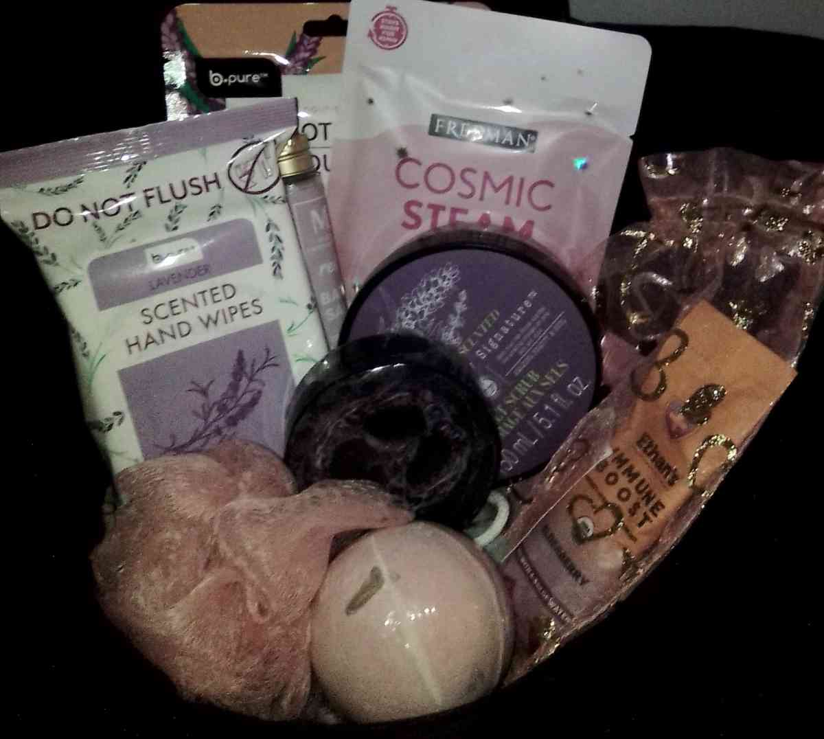 Handmade Gifts Baskets and Gift Boxes