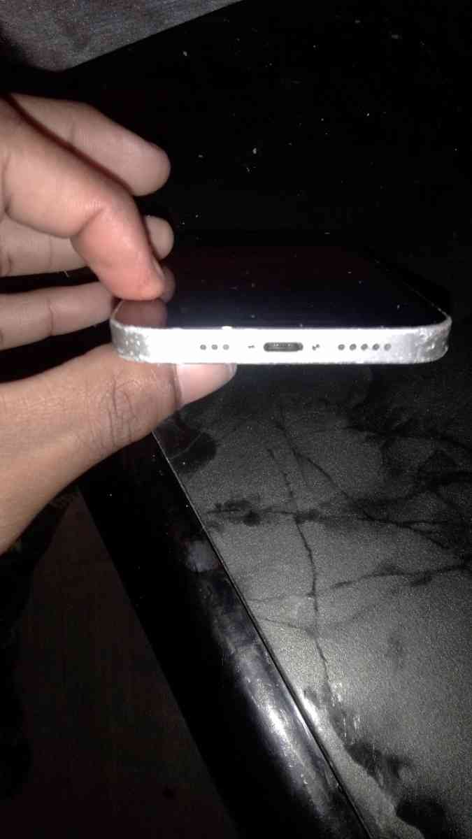 iPhone 12