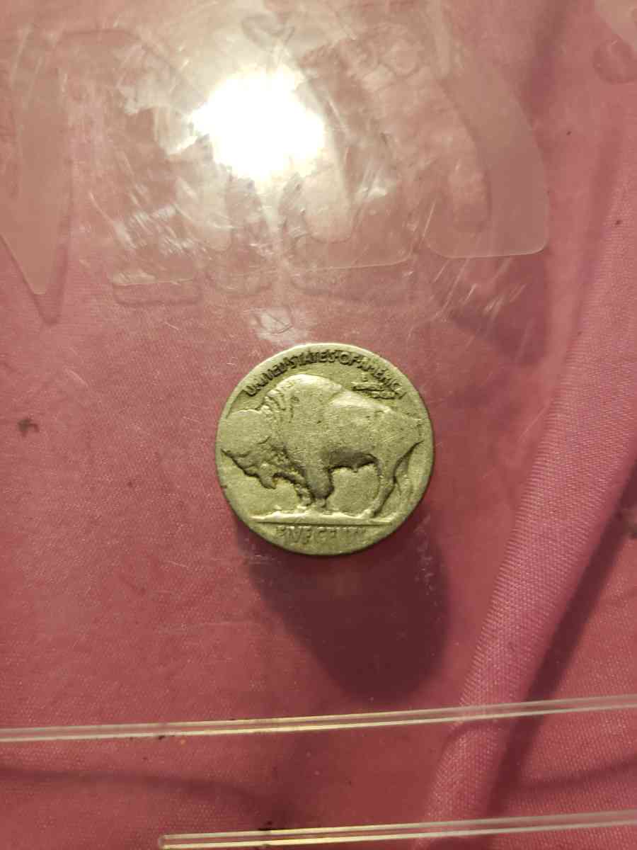 dont know the year the year has faded off this Buff nickel