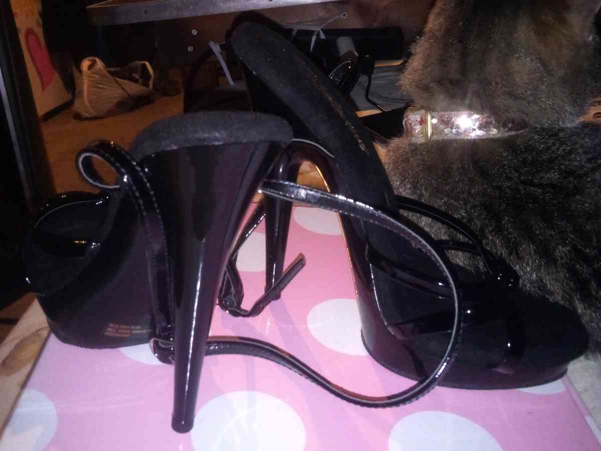 Pleaser SULTRY 638 Wrap Around Knotted Strap Sandal