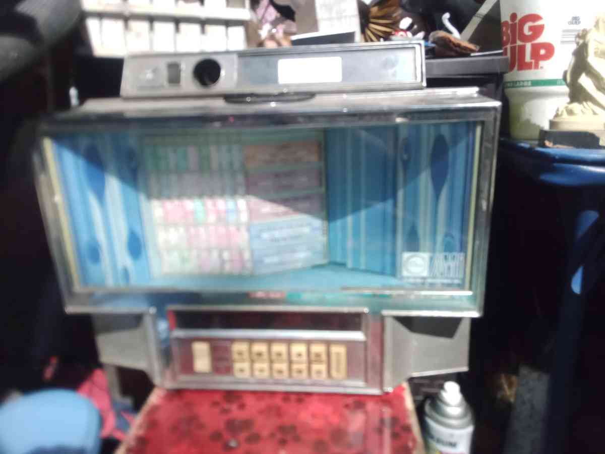 a table juckbox
