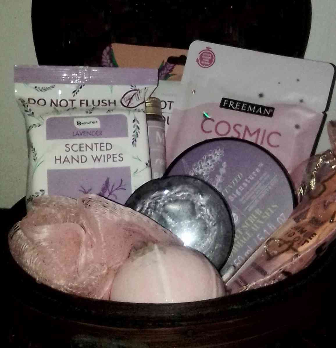 Handmade Gifts Baskets and Gift Boxes