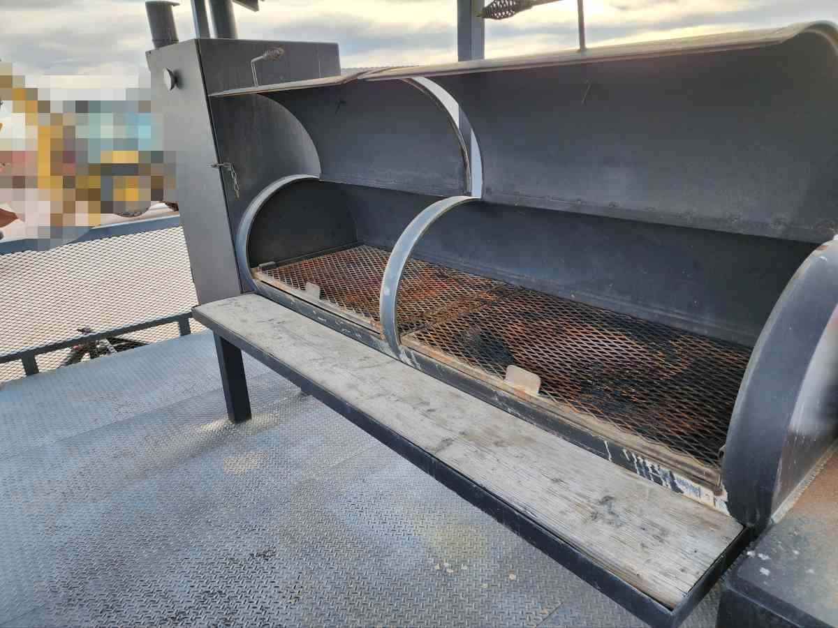 BBQ pit with trailer