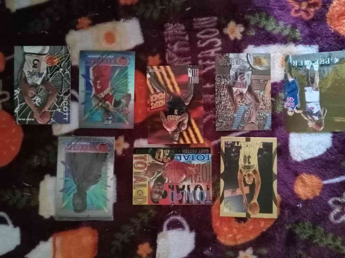 NBA BASKETBALL CARDS