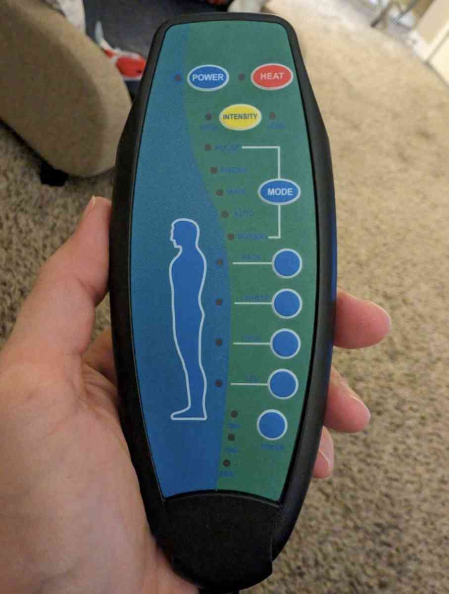 Powerlifting recliner with heat and massage options