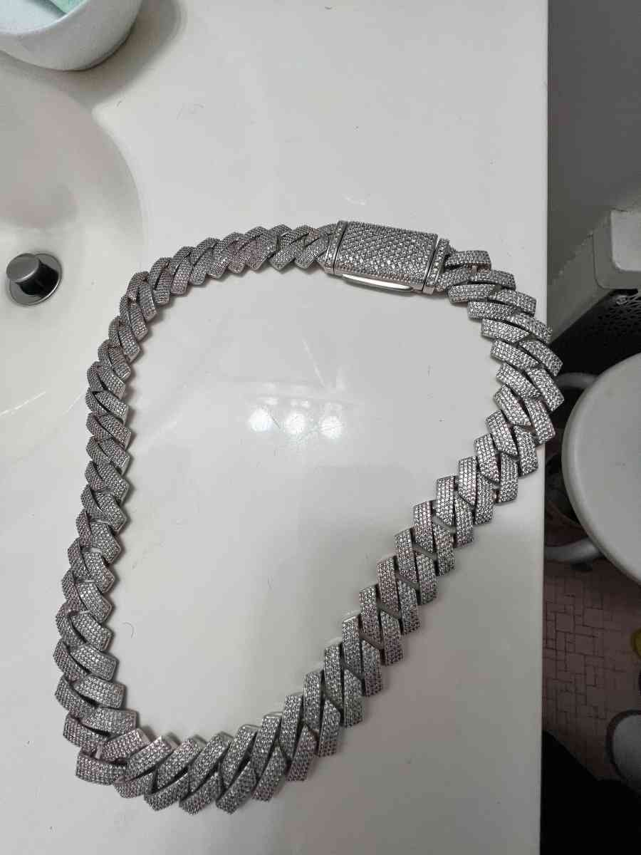 VVS Moissanite Chain