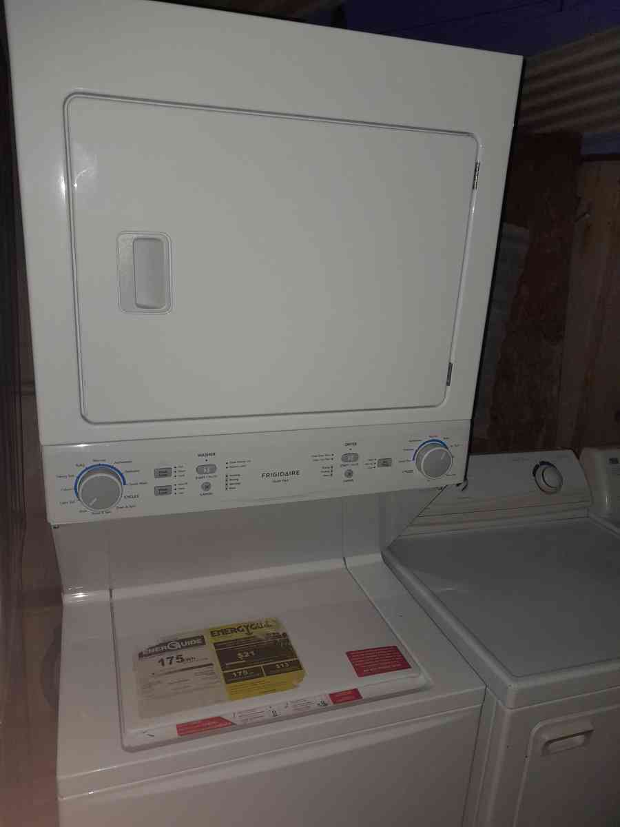 STACK UNIT WASHER DRYER ELECTRIC GAS MODEL FRIGIDAIRE 2022