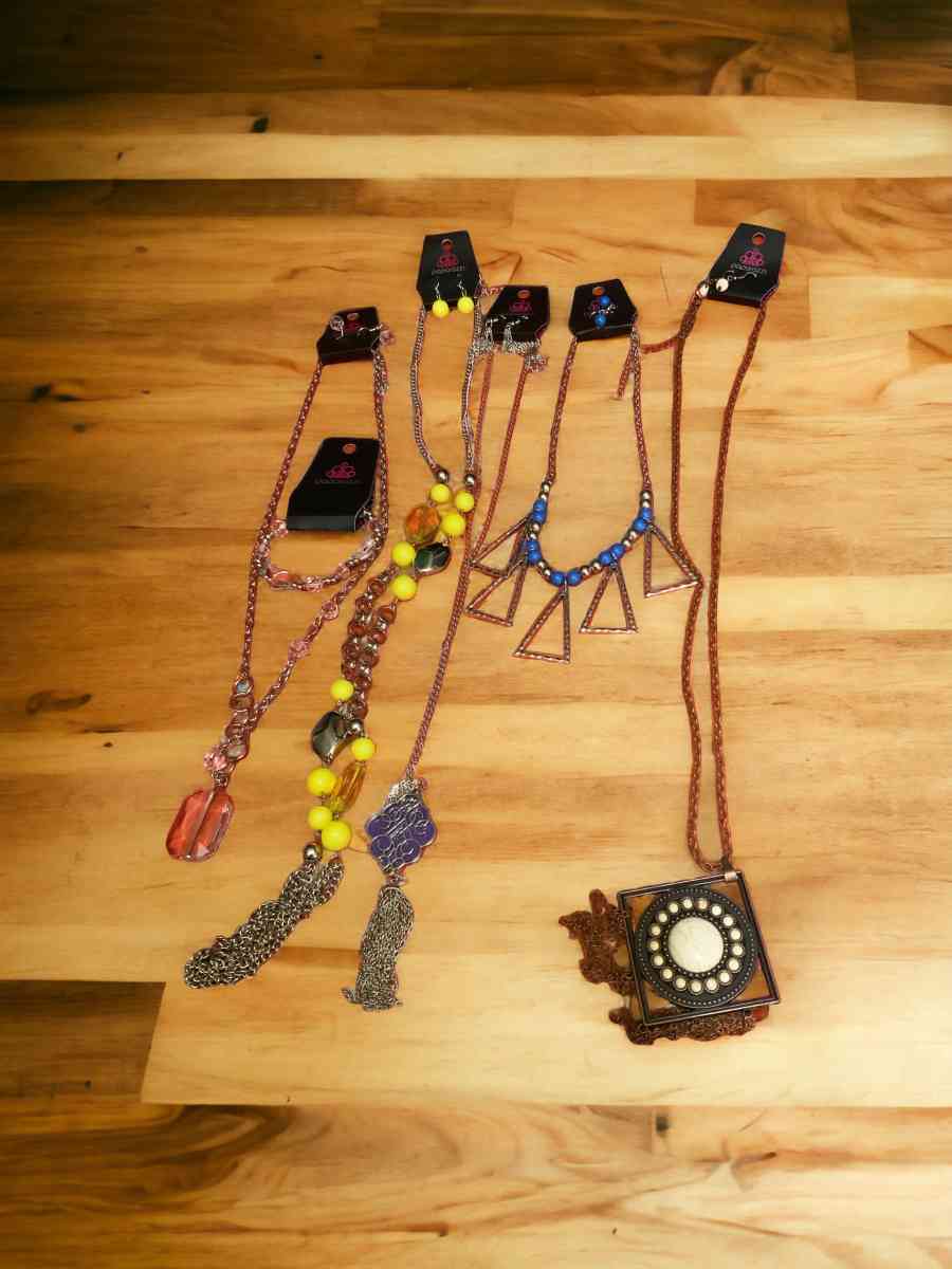 paparazzi bundle necklace w earrings bracelets new