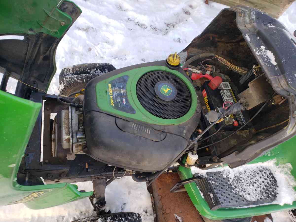 2010 John Deere lawn mower