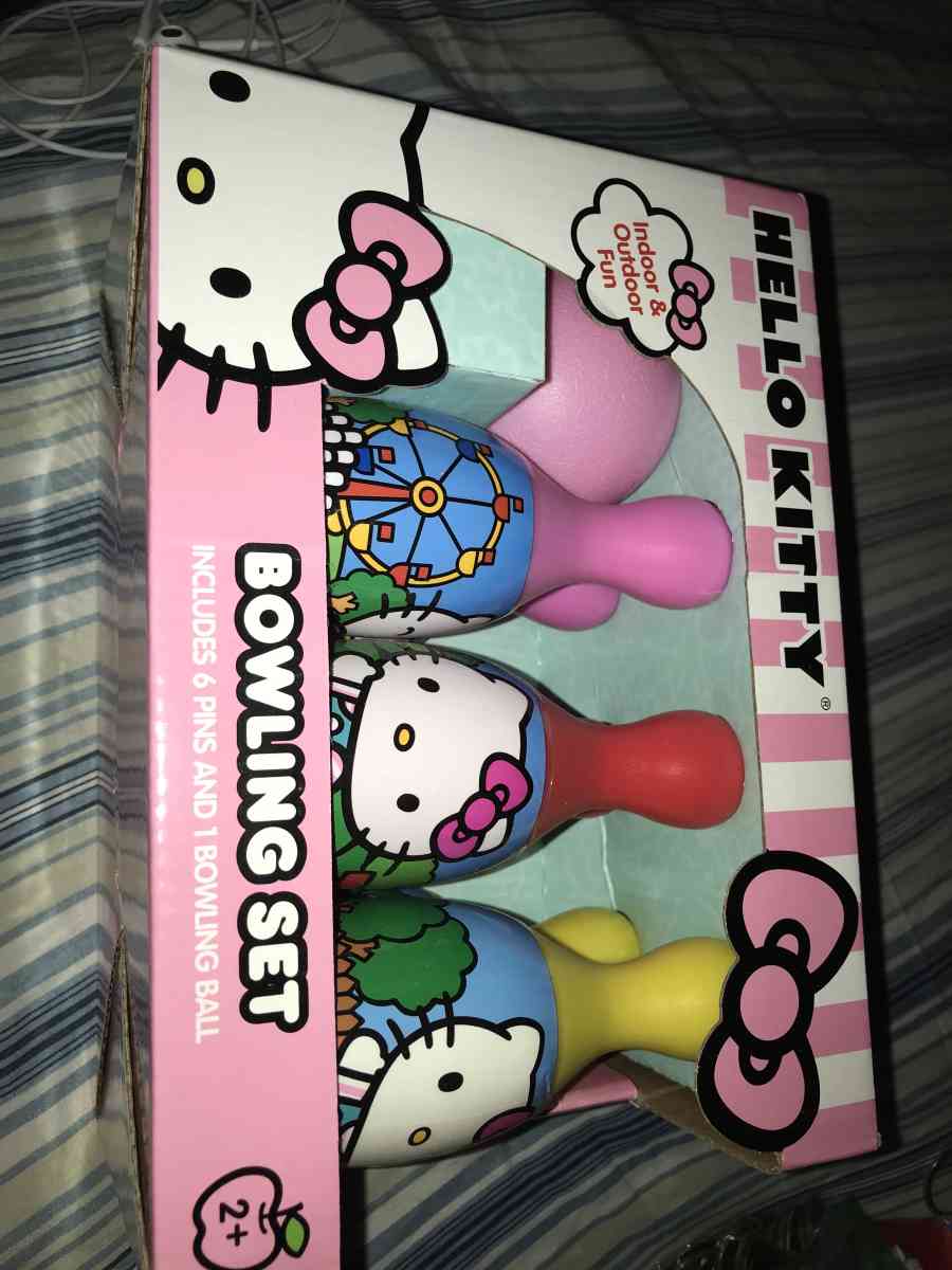 hello kitty bowering set