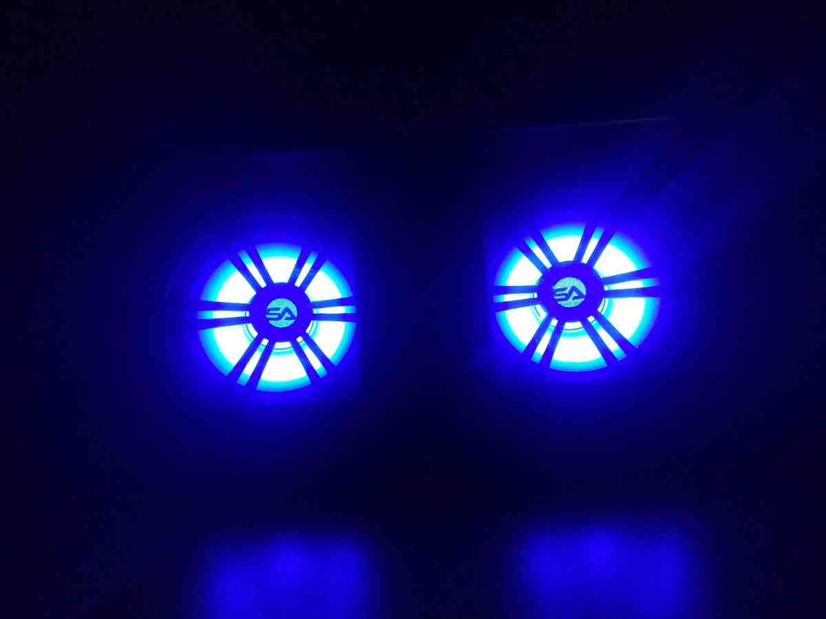 2 12 2400watt in a glow bandpass box