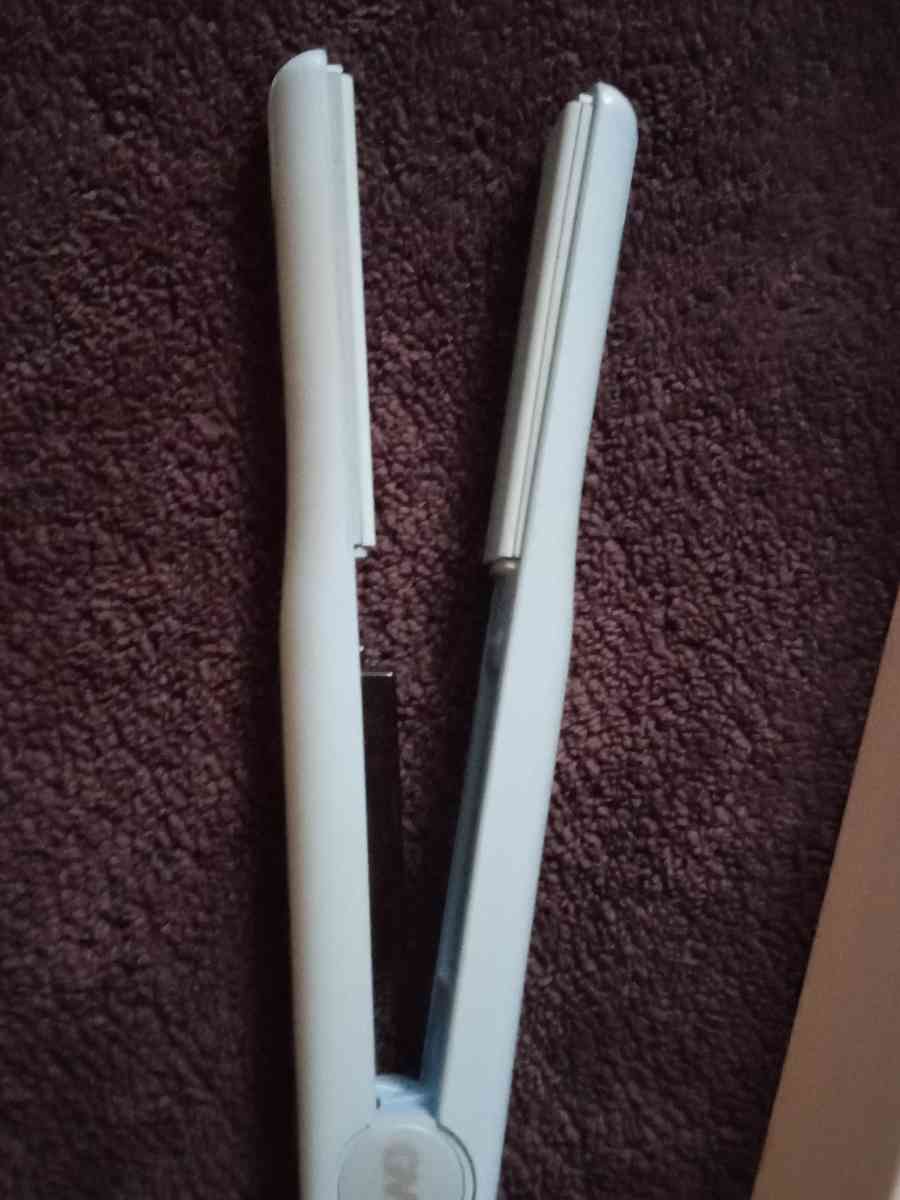 Ceramic Straightening Flat Iron