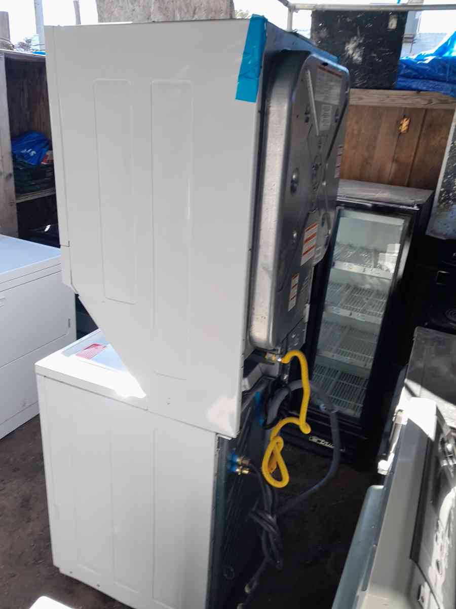 STACK UNIT WASHER DRYER ELECTRIC GAS MODEL FRIGIDAIRE 2022