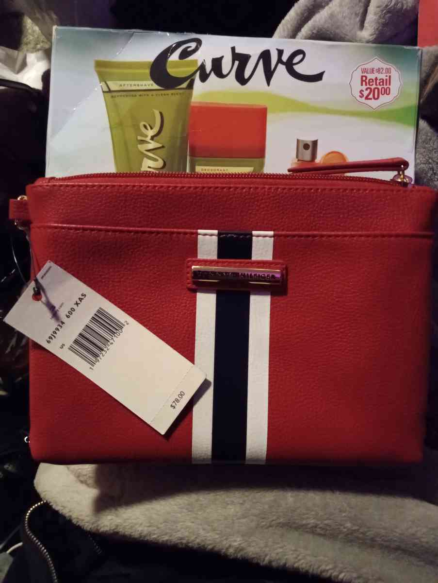 tommy Hilfiger bag and curve cologne set