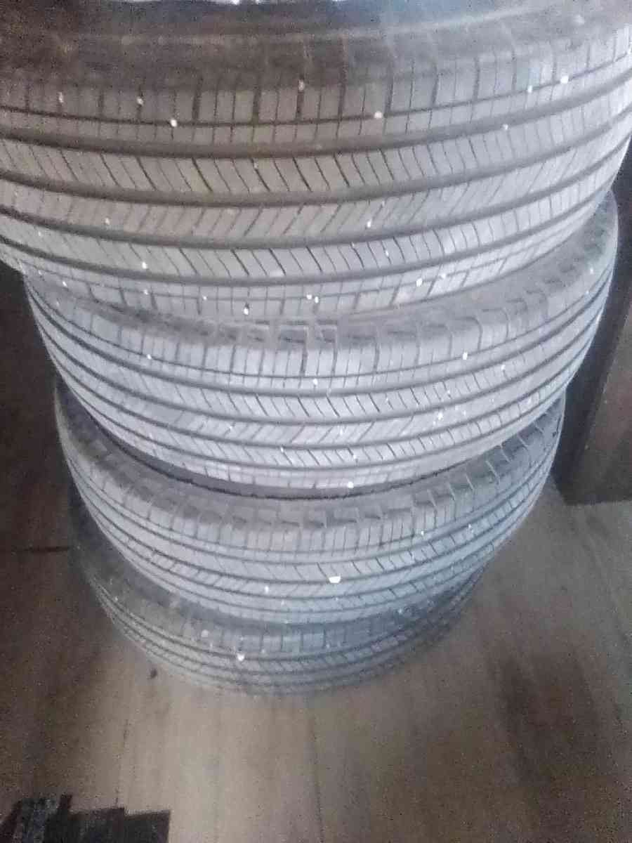 Set of tires Michelin side 17