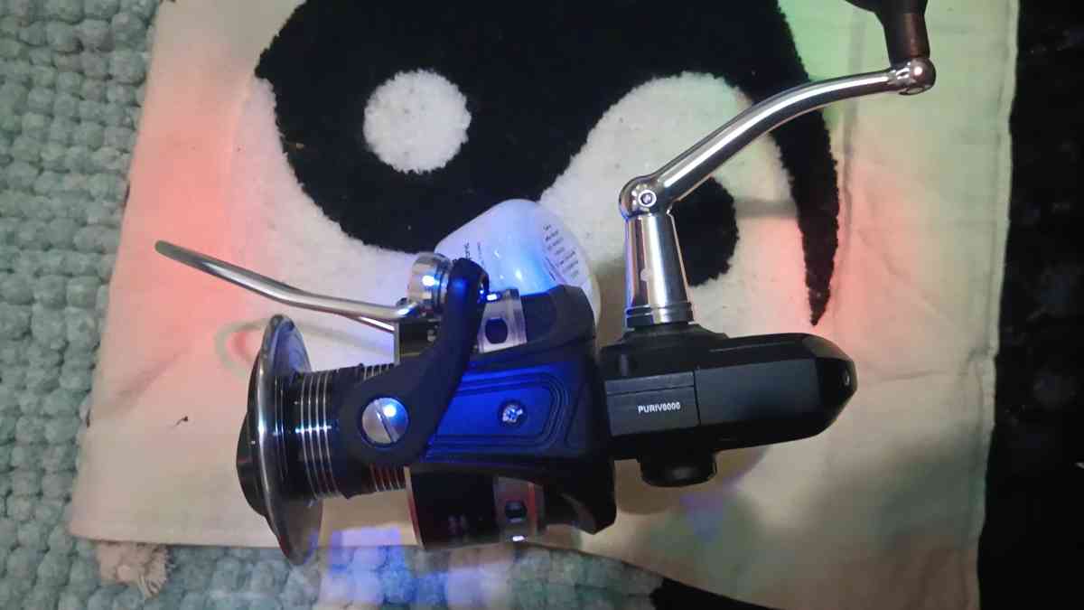 PENN Persuit IV 8000 saltwater sports fishing reel in EXCELL